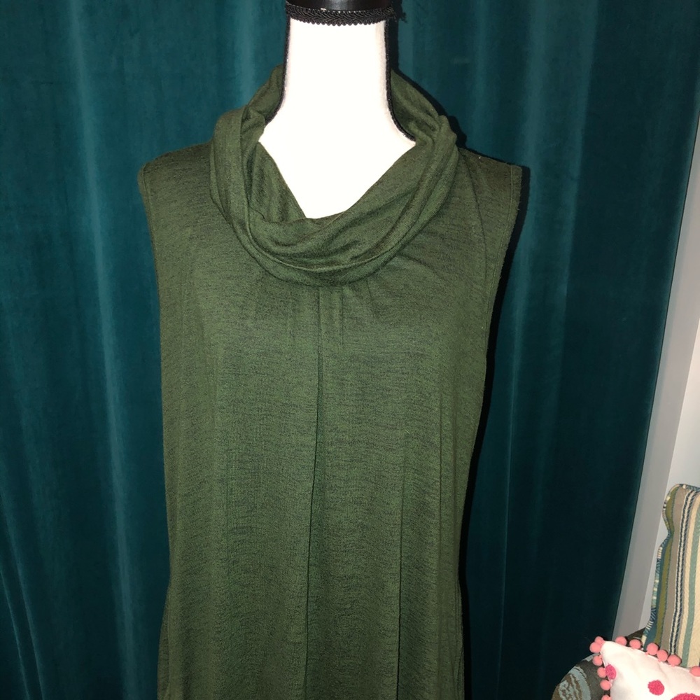 Green sweater sleeveless tunic